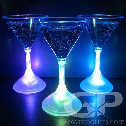 LED Light Up FLASHING MARTINI COCKTAIL GLASSES Multi Color Luau Tiki Bar-4pc SET 