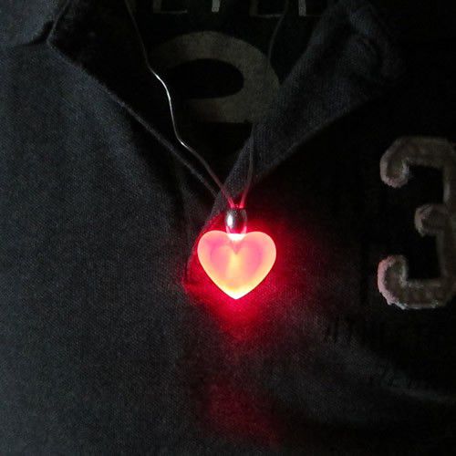 Light Up LED Heart Pendant - Glow and 